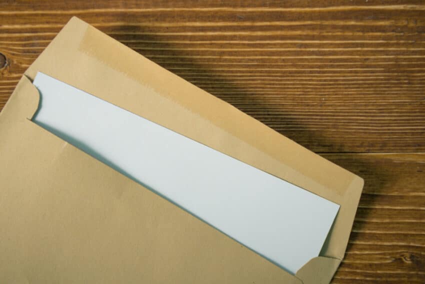 正しい書き方の送付状(添え状)を付けて履歴書を郵送しよう